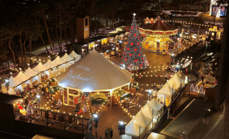 Lotte Department Store Expanded Christmas Market