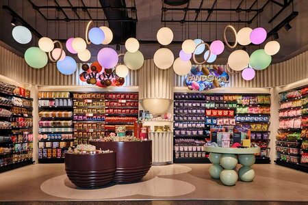 Food Emporium at Woolworths