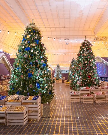 La Féerie des Vitrines at Le Bon Marché Rive Gauche