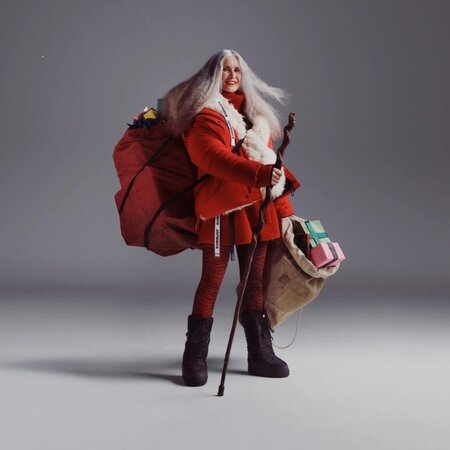 Selfridges keeps Christmas Alive