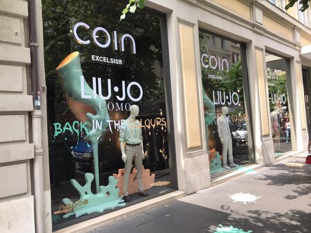 Window Campaign with Liu Jo