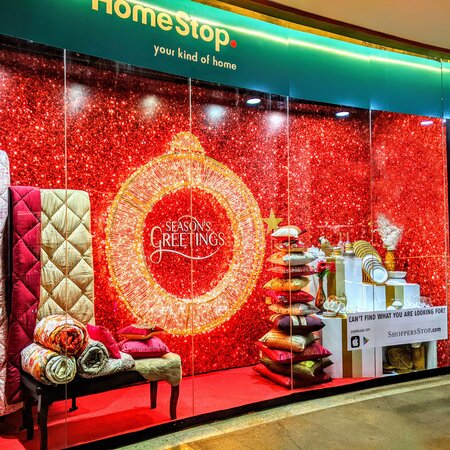 Festive Windows at Shoppers Shop