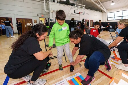 NORDSTROM - ‘Shoes That Fit' Campaign