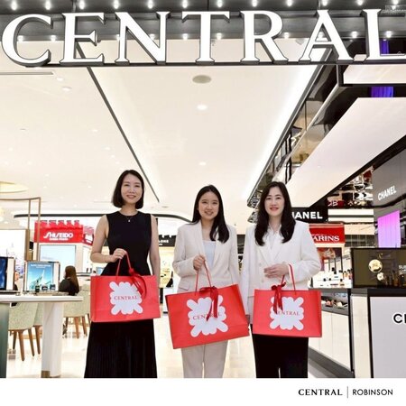 Central Department Store New Store in Pinklao
