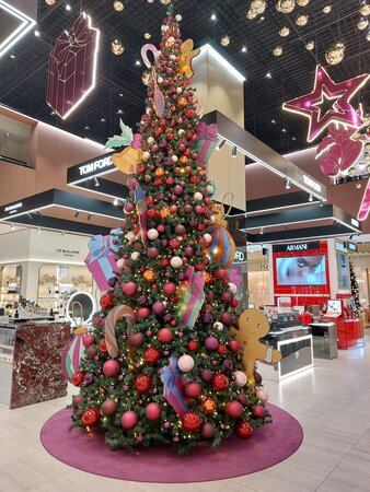 KaDeWe Unique Christmas Decoration