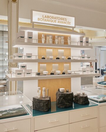 Le Bon Marché Rive Gauche Opening Laboratoire Botanique Corner