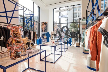 Selfridges- Machine-A and Smets at Corner Shop