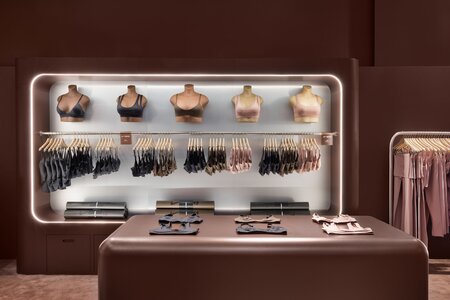 Nordstrom NikeSKIMS Pop Up
