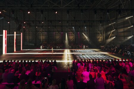 David Jones Partnership with Quantas