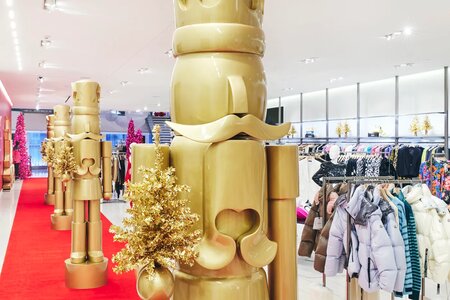 Nordstrom Makes Your Holiday Shopping Way More Fun