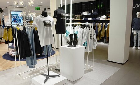 Pop-up stores showcasing luxurious labels at Jelmoli