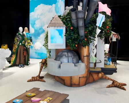 Loewe’s Installation in Selfridges